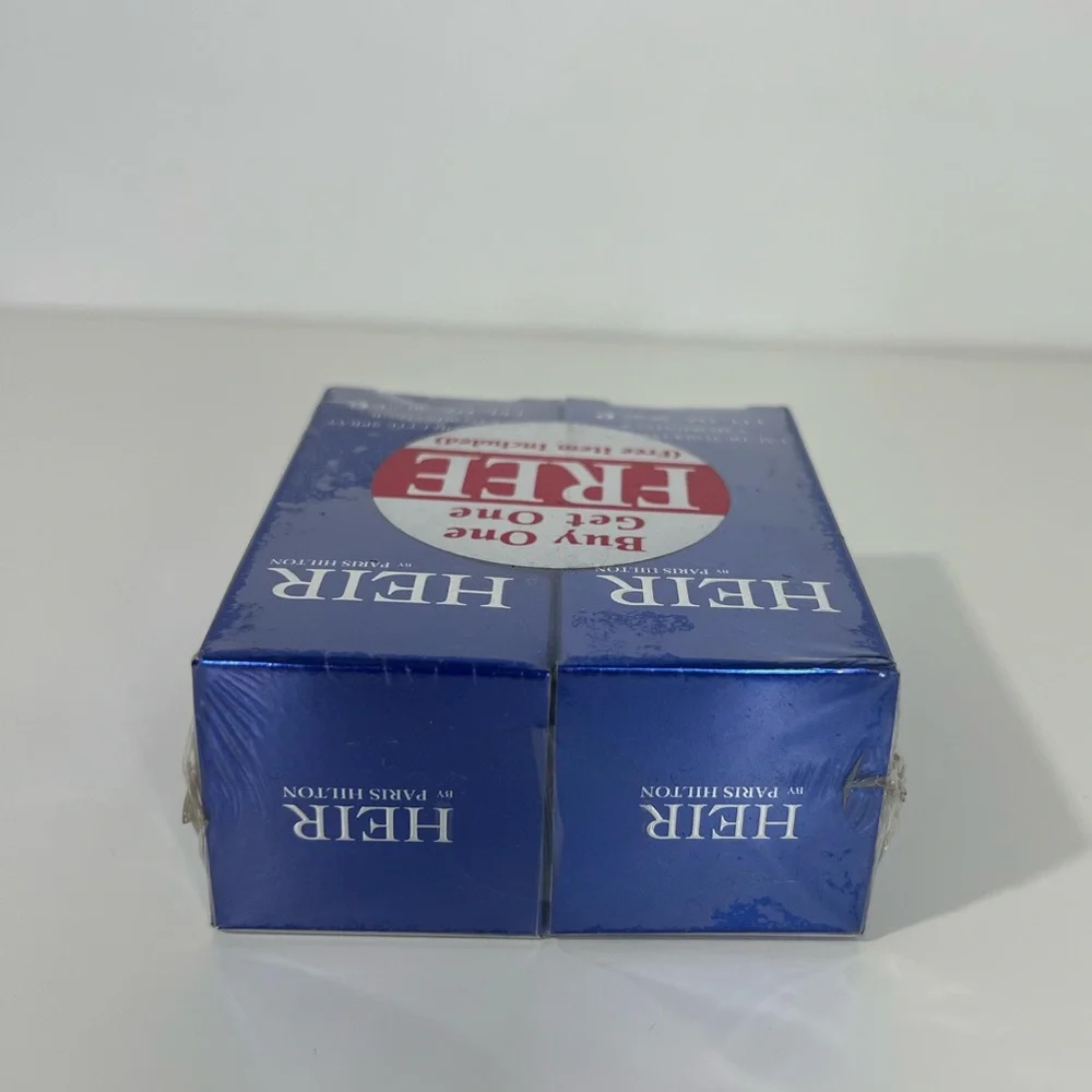 Paris Hilton Heir EDT Cologne Spray 1.0 OZ 2PC Bundle Set